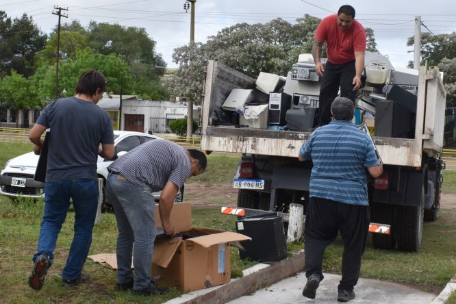 “Casi dos mil kilos de residuos electrónicos no van a llegar al ambiente”, dijo Melina Medus  Secretaria de Ambiente de Gral Pico